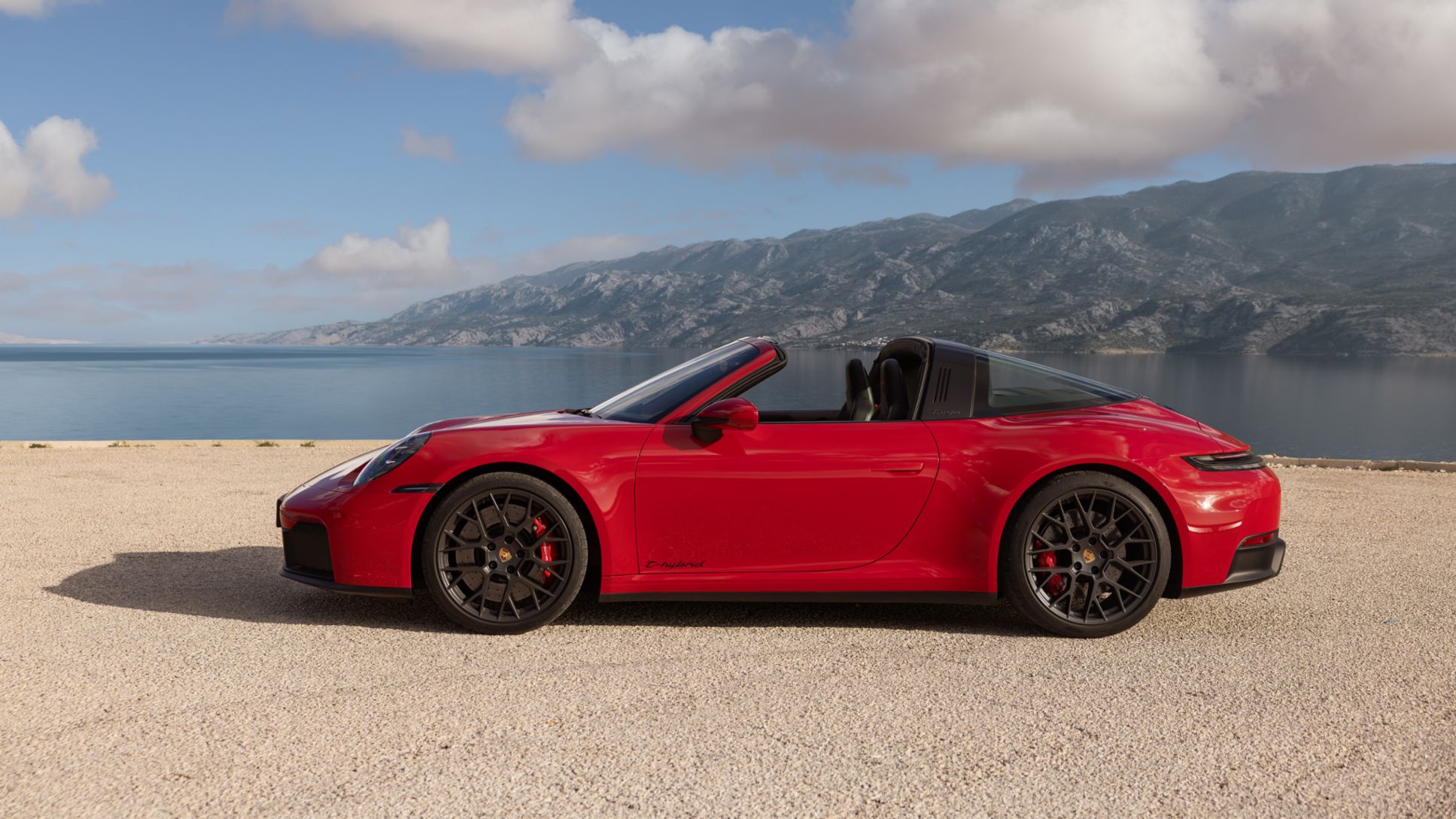 Porsche 911 Targa 4 GTS 2025