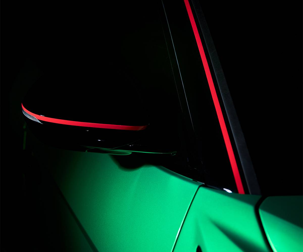 Lamborghini Urus SE Tettonero Capsule 2026 sivulta