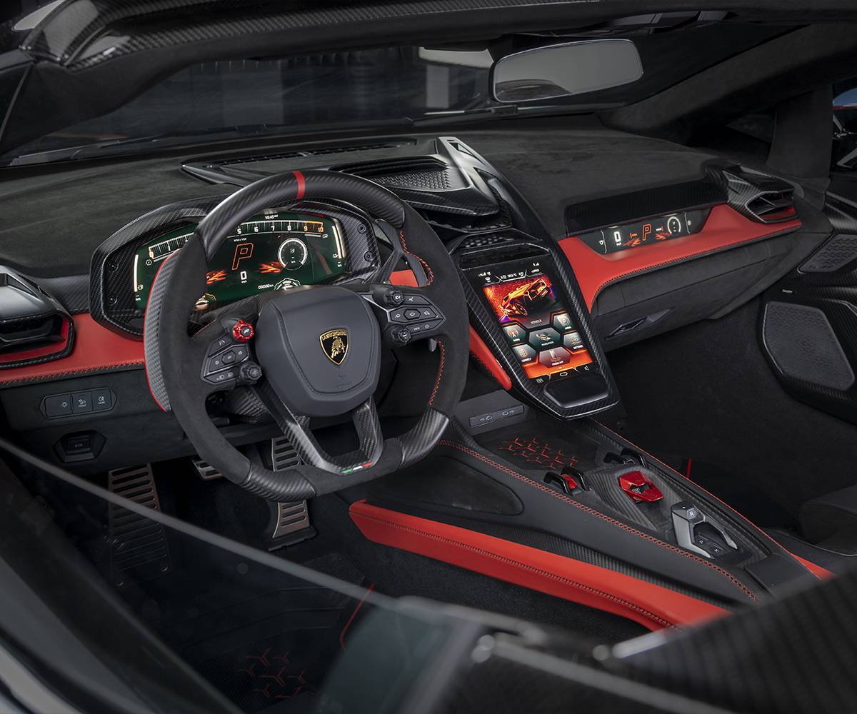Lamborghini Fenomeno Roadster 2027 takaa