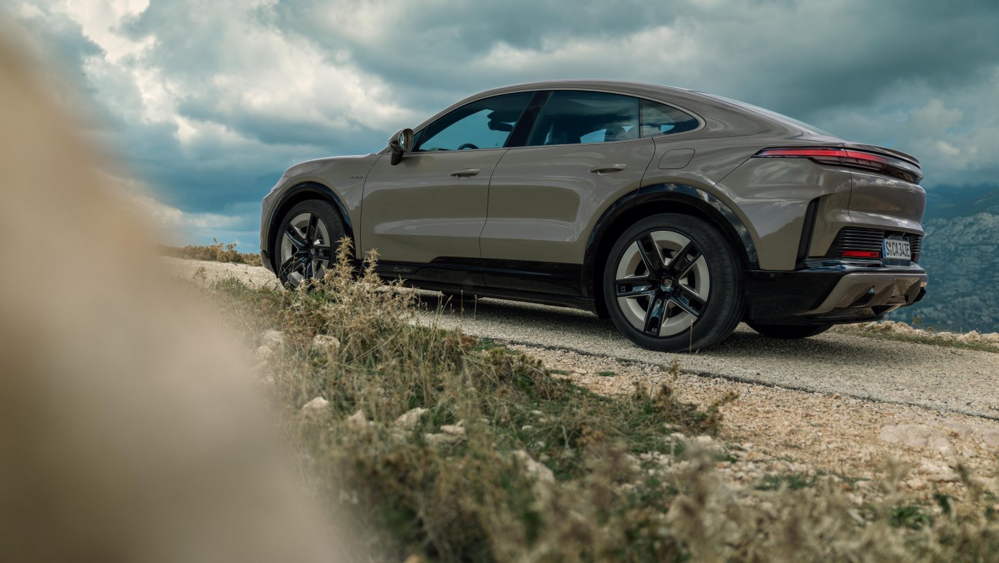 Porsche Cayenne Coupe Electric 2027
