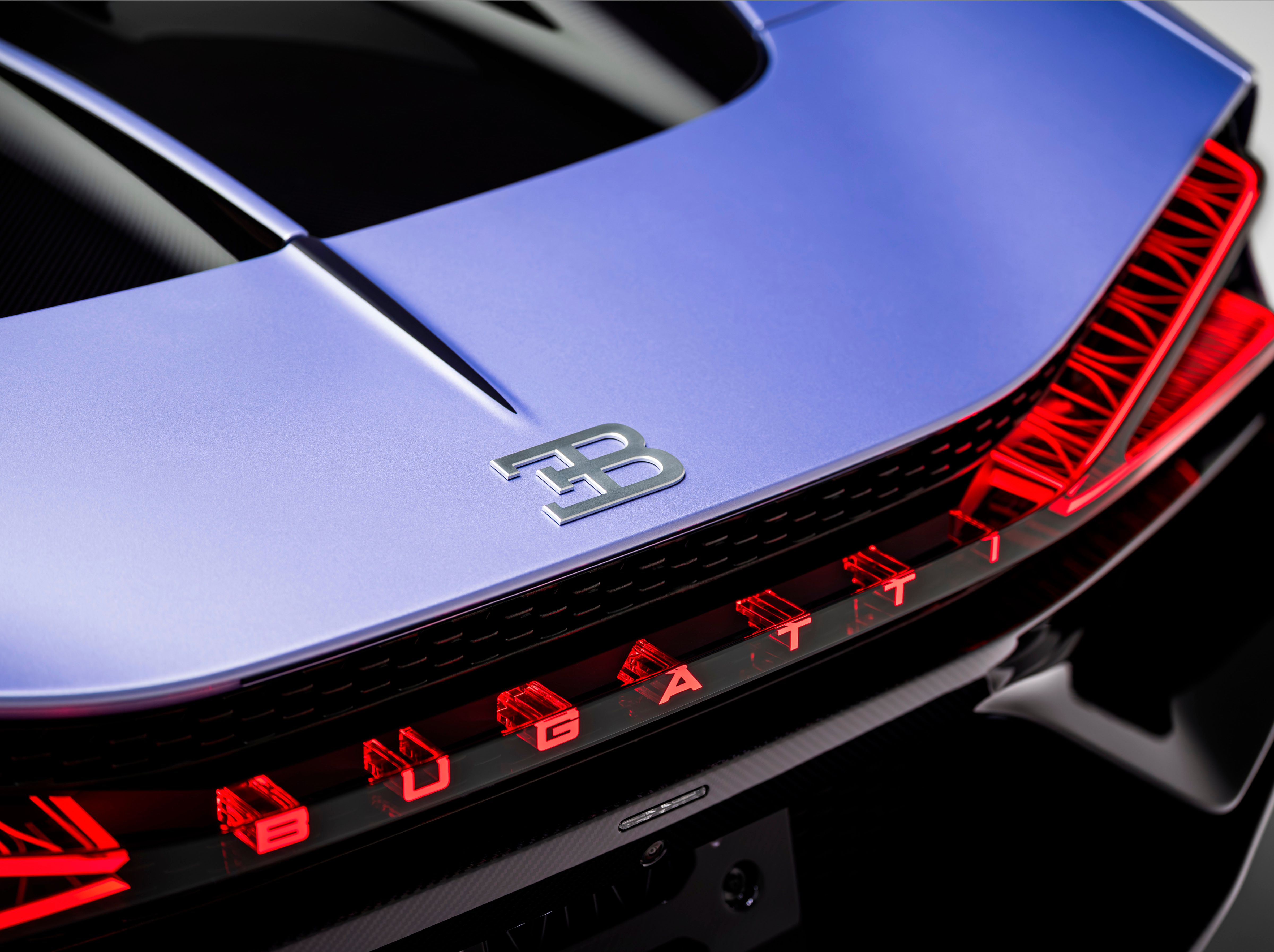 Bugatti W16 Mistral Caroline 2026
