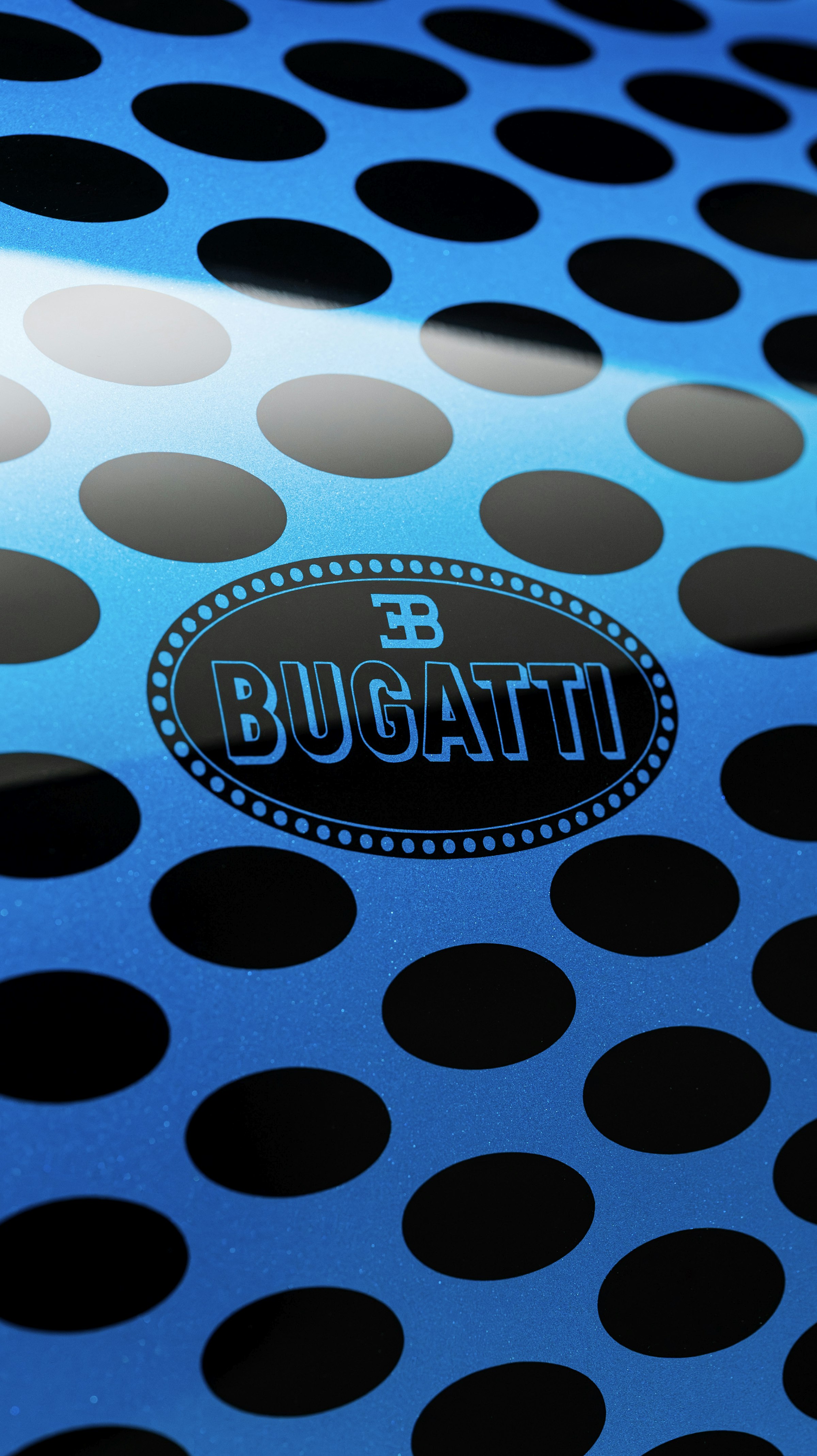 Bugatti W16 Mistral Fly Bug sivuprofiili