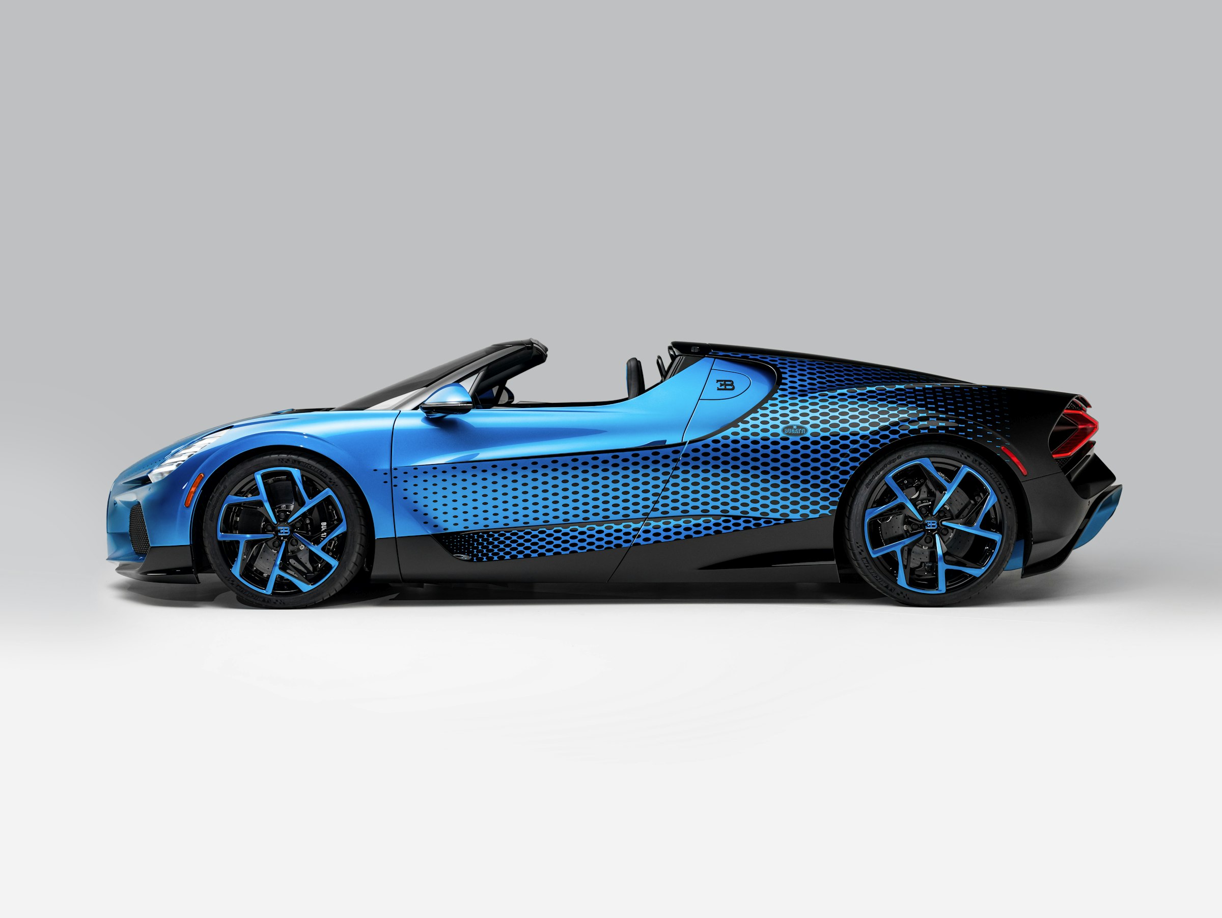 Bugatti W16 Mistral Fly Bug