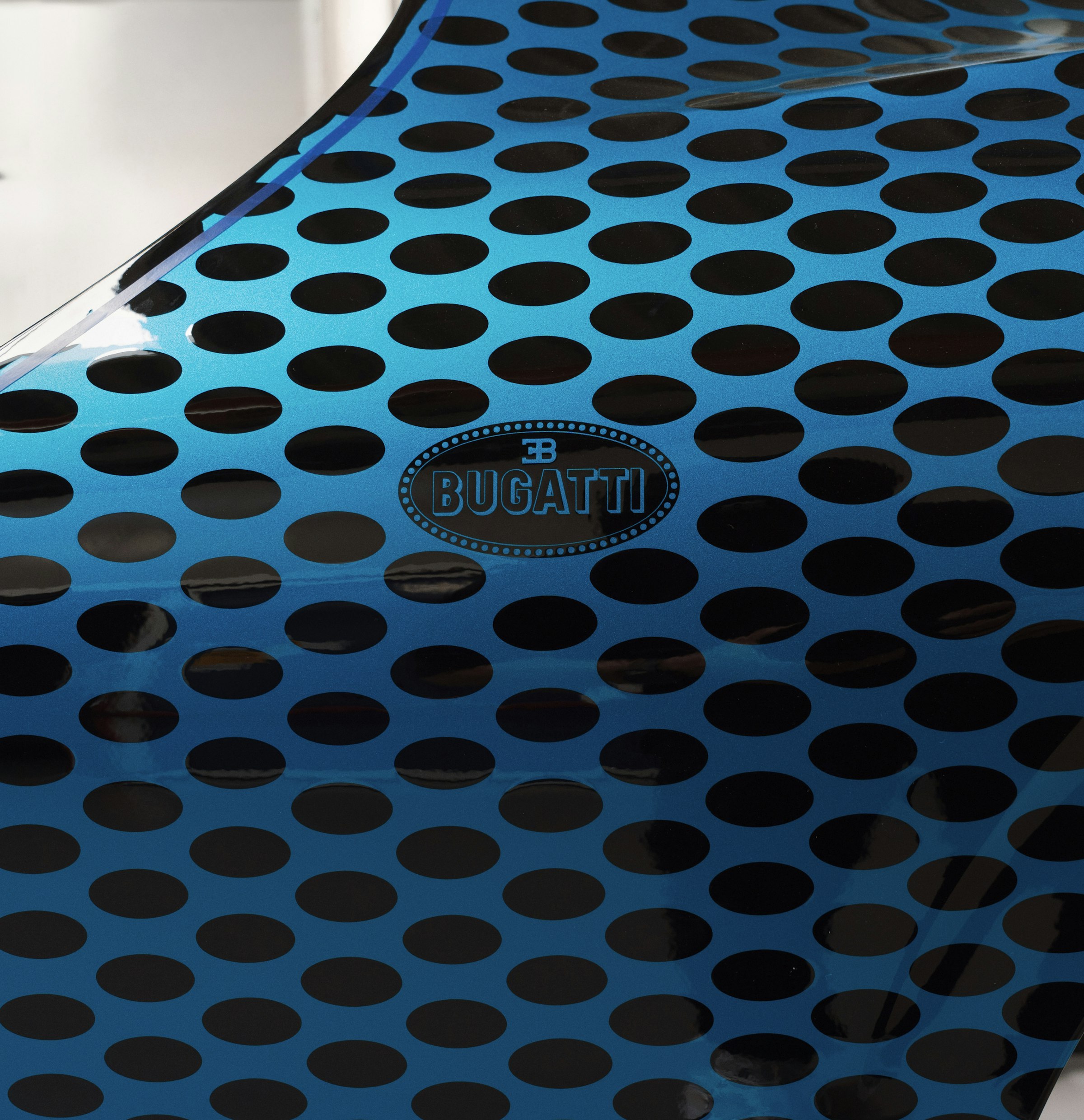 Bugatti W16 Mistral Fly Bug sisätilat