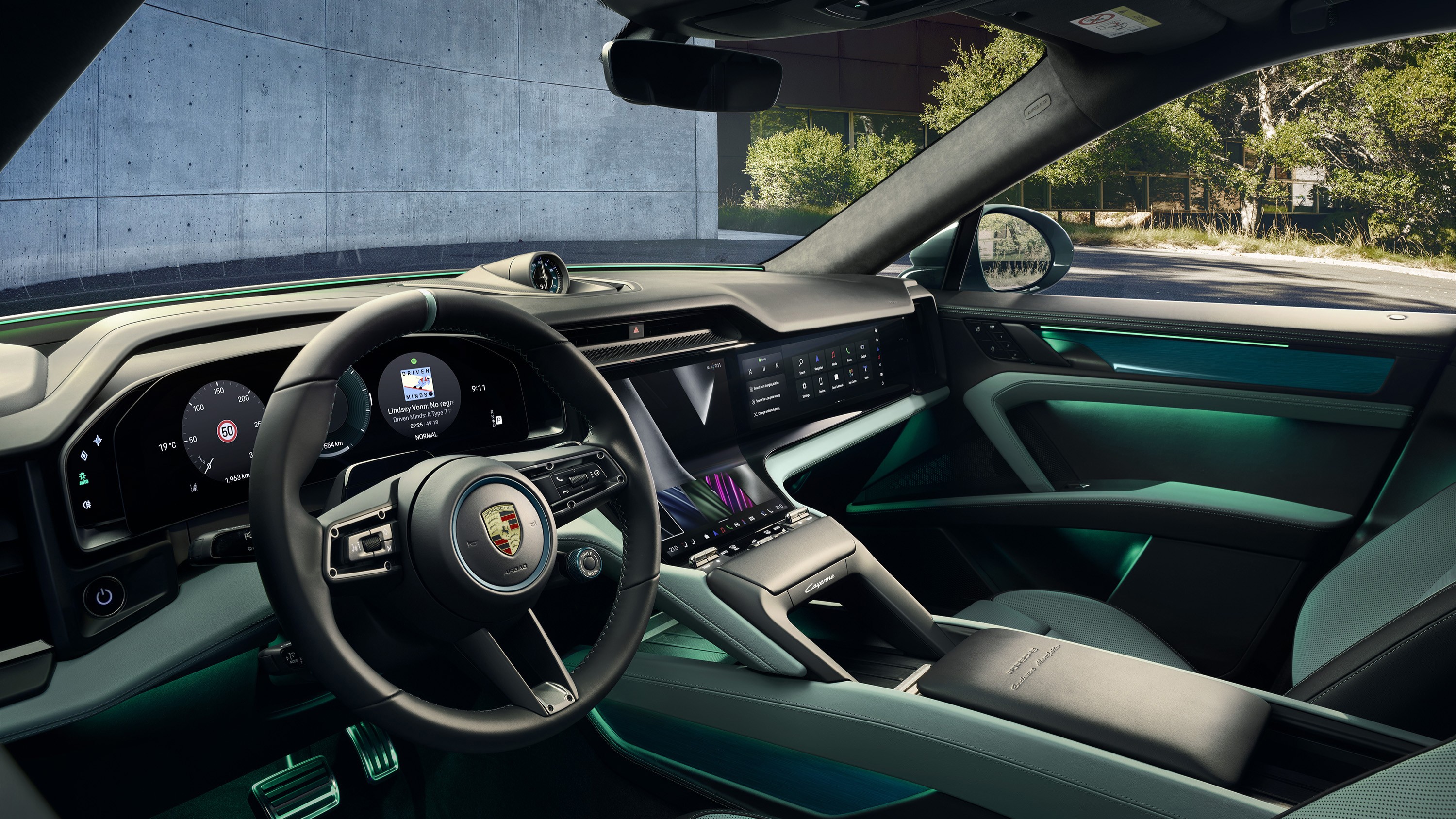 Porsche Cayenne S Electric, Interior Style Package