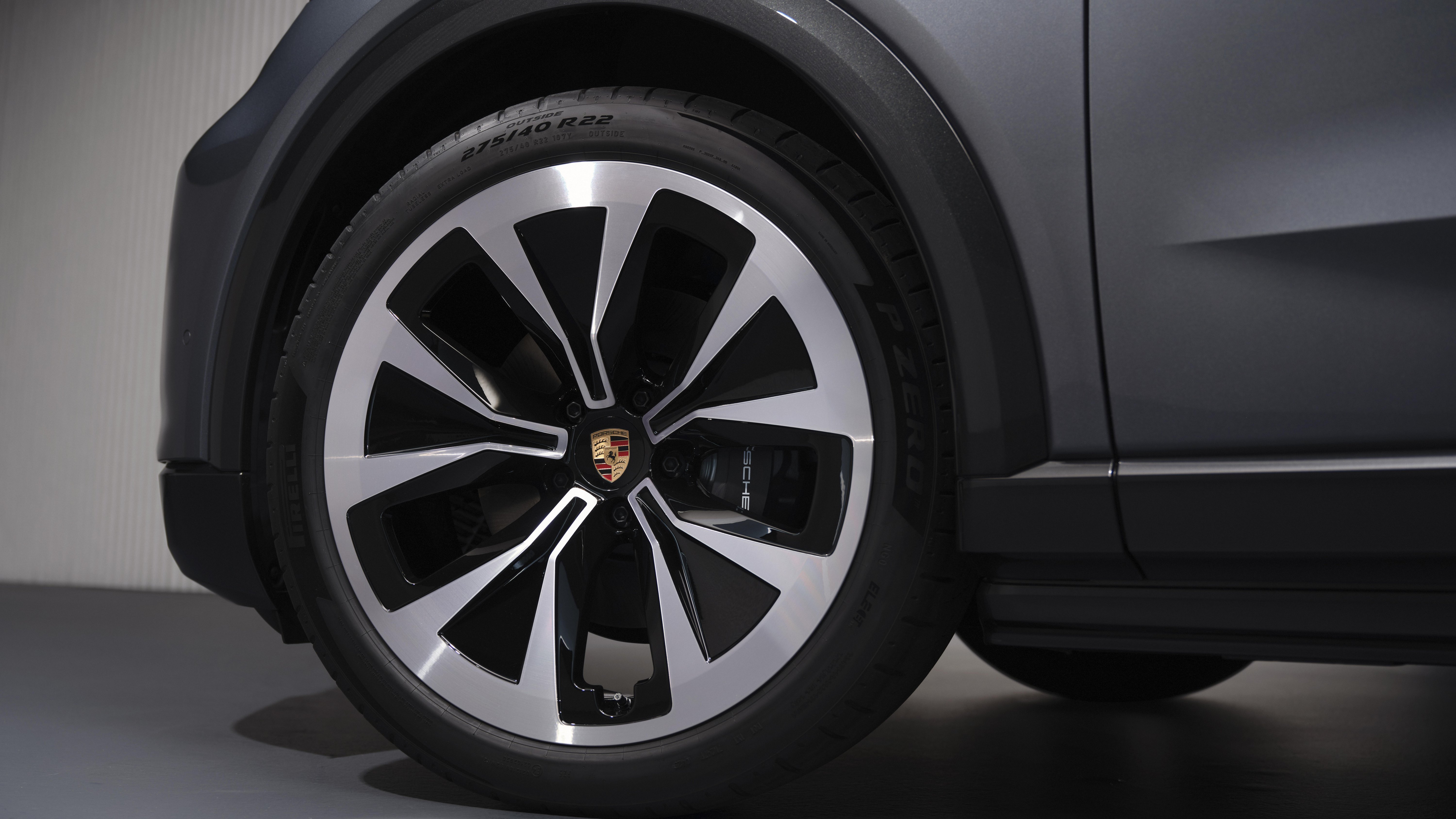 Porsche Cayenne Electric, vanne