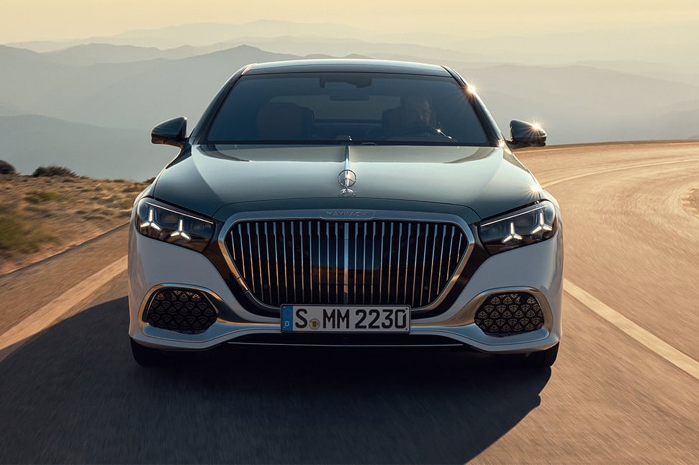 Mercedes-Benz S-Class Maybach 2027 etukulma