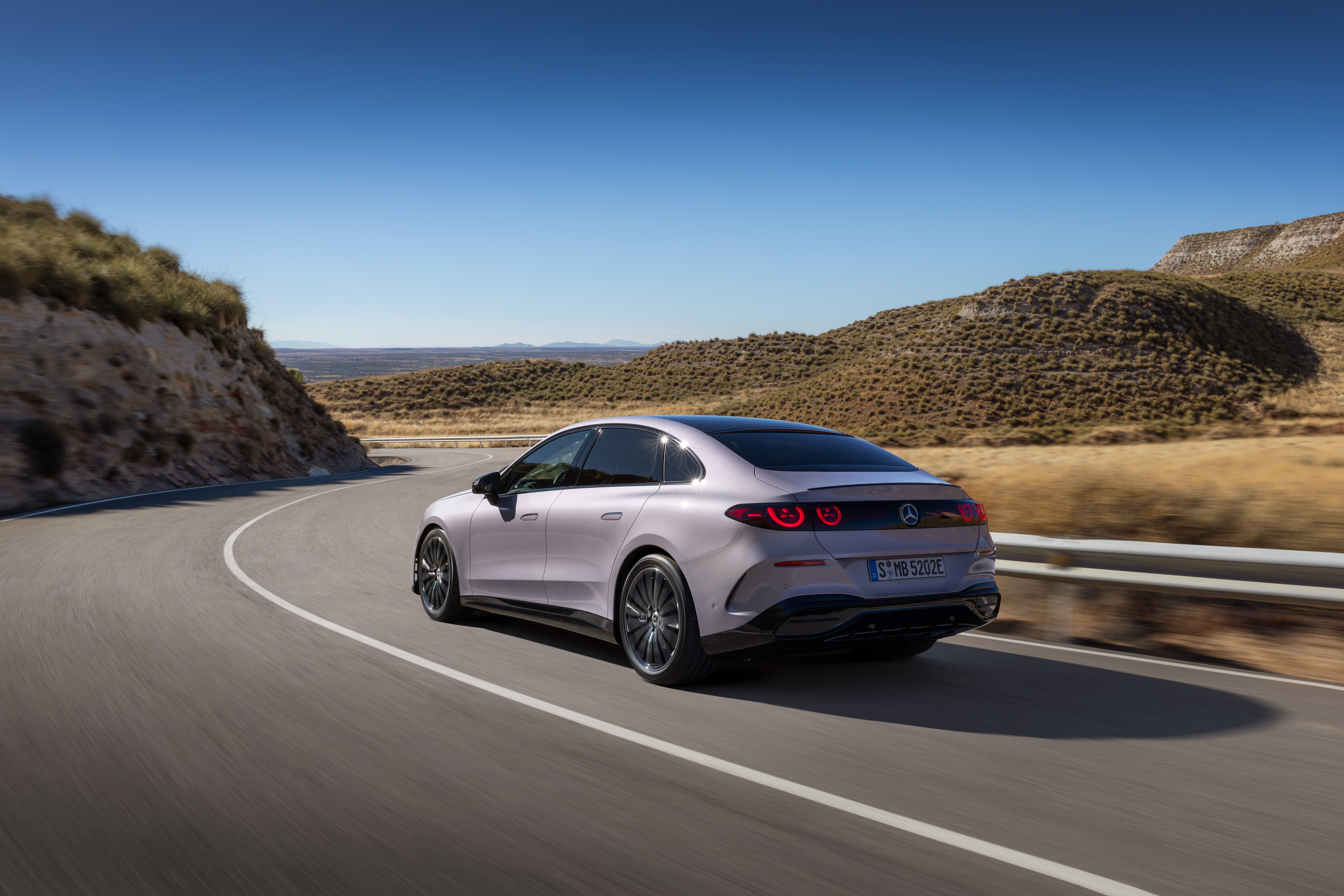 Mercedes-Benz C 400 4MATIC electric 2027
