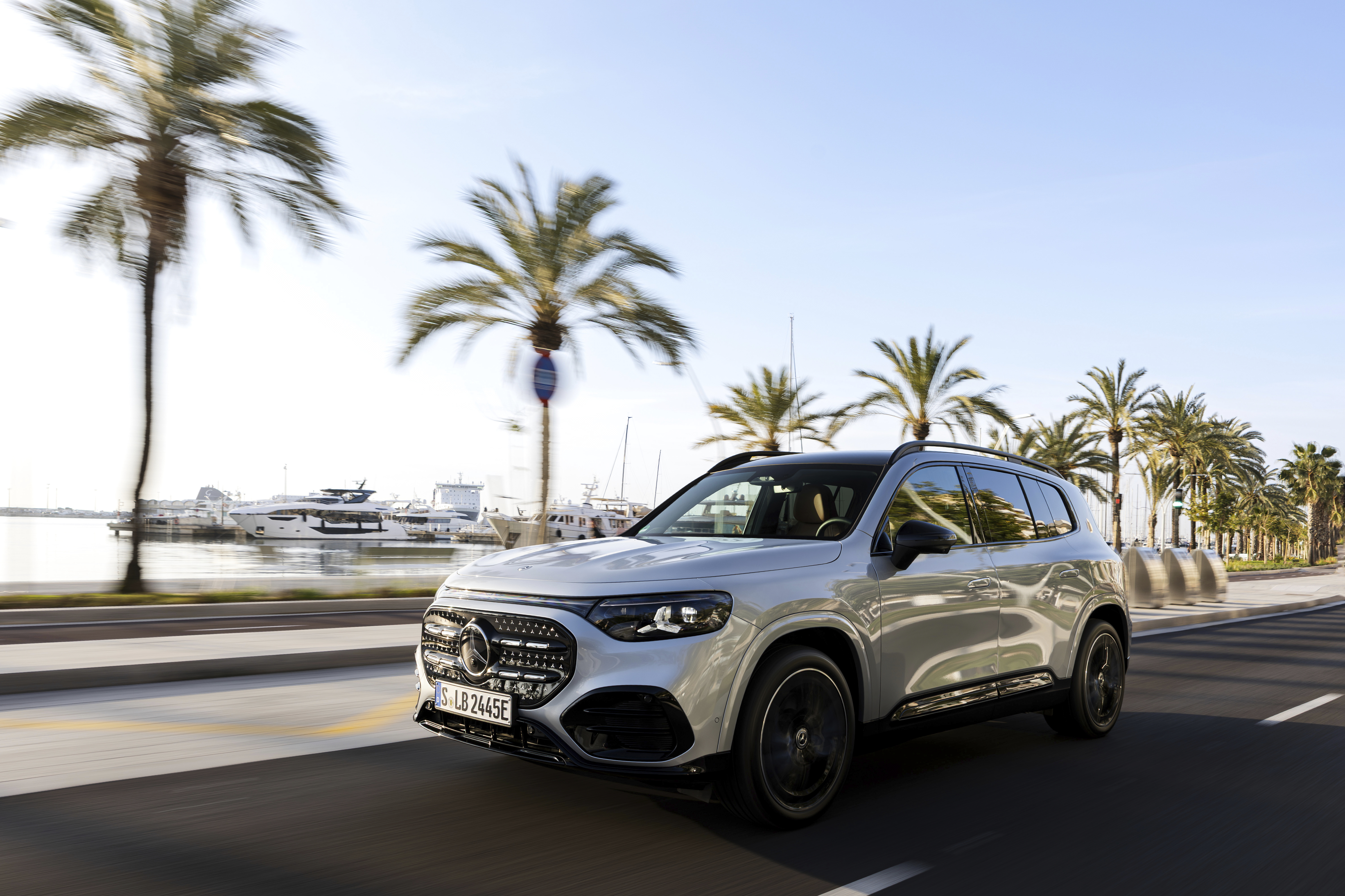 Mercedes-Benz GLB 2027