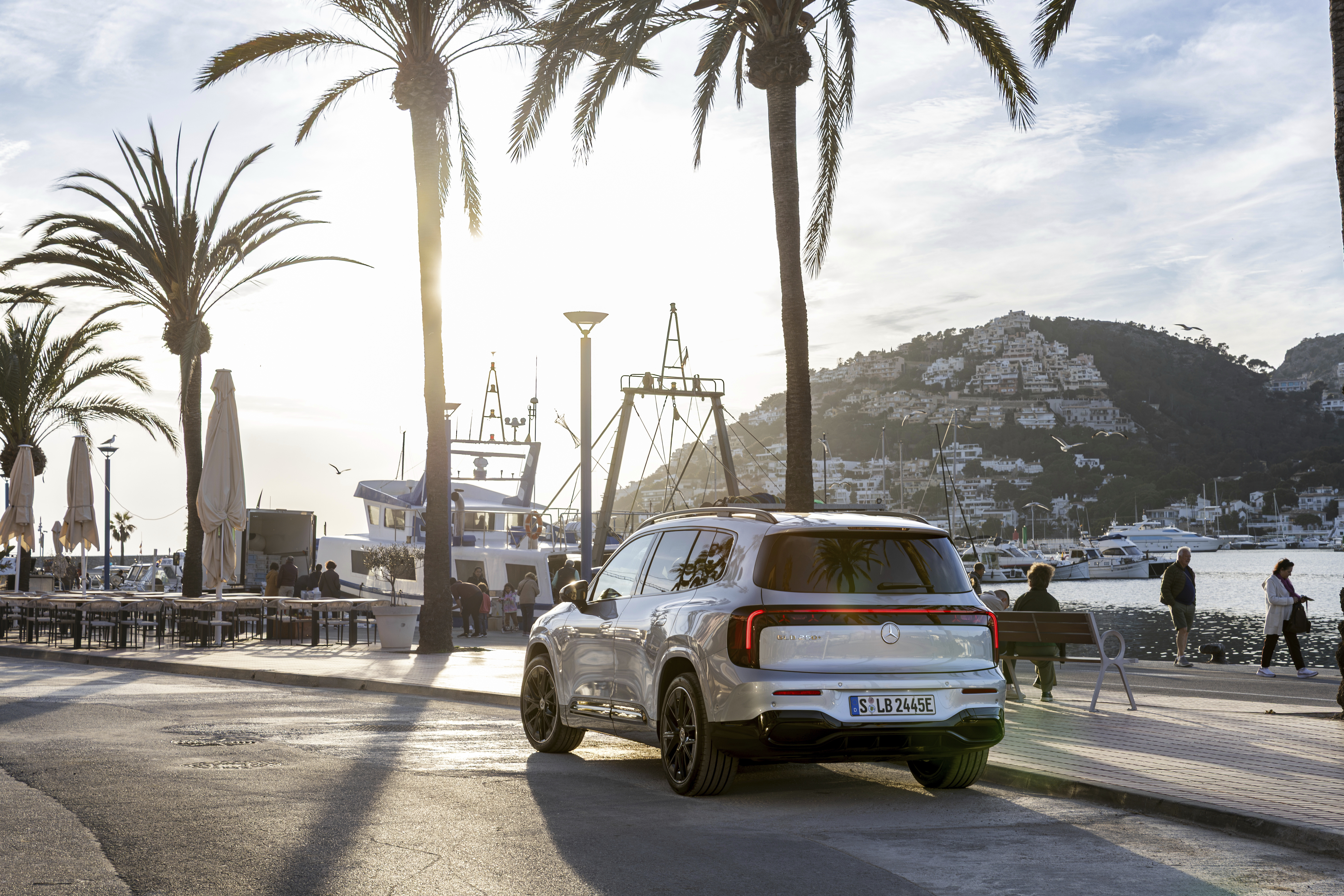 Mercedes-Benz GLB 2027