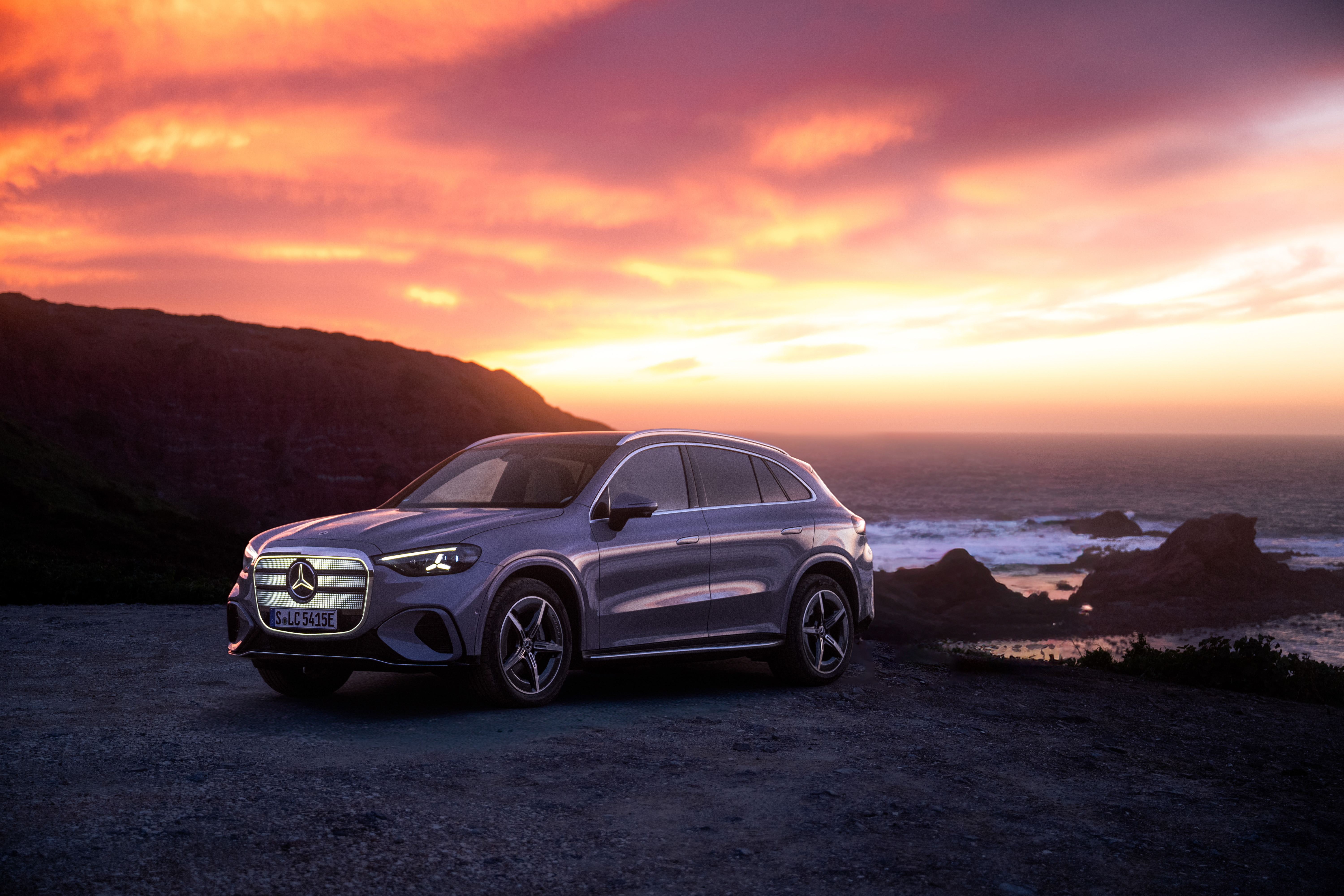 Mercedes-Benz GLC EV 2026 takaa