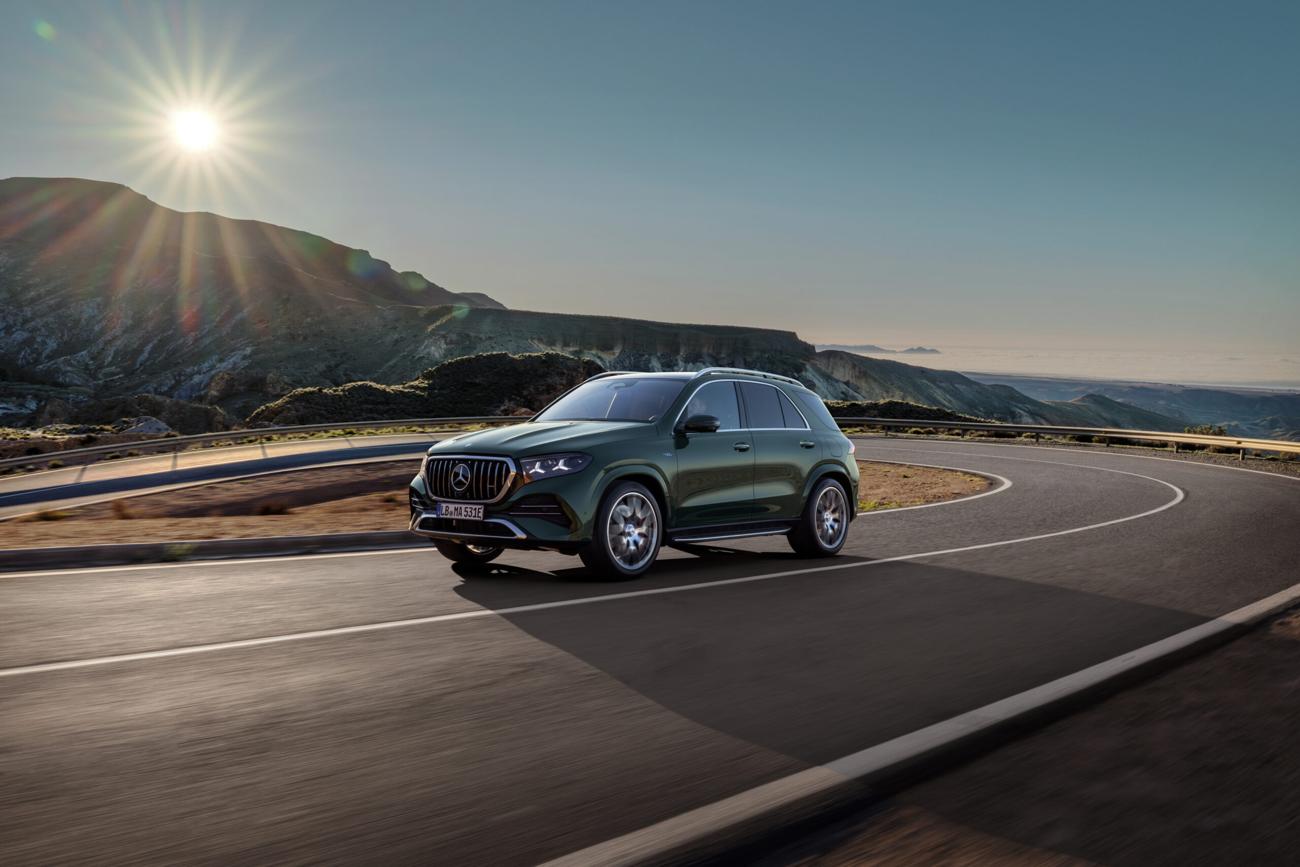 Mercedes-AMG GLE 53 4MATIC+ ja HYBRID 2027: 449 hv kuusi + 585 hv plug-in-hybridi