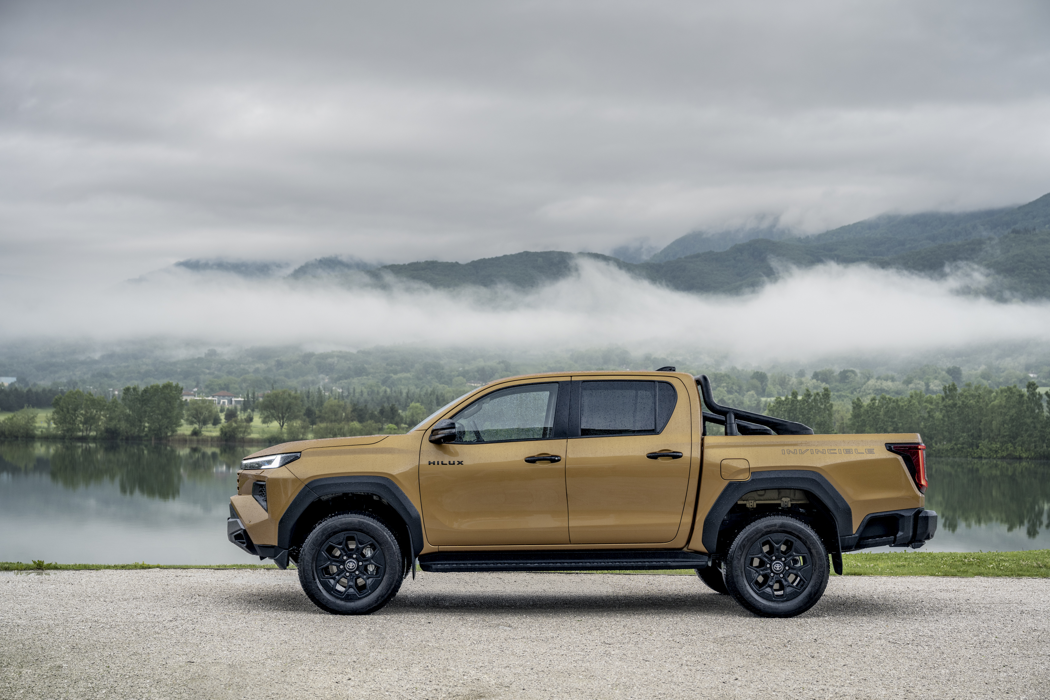 Toyota HiLux Hybrid 48V