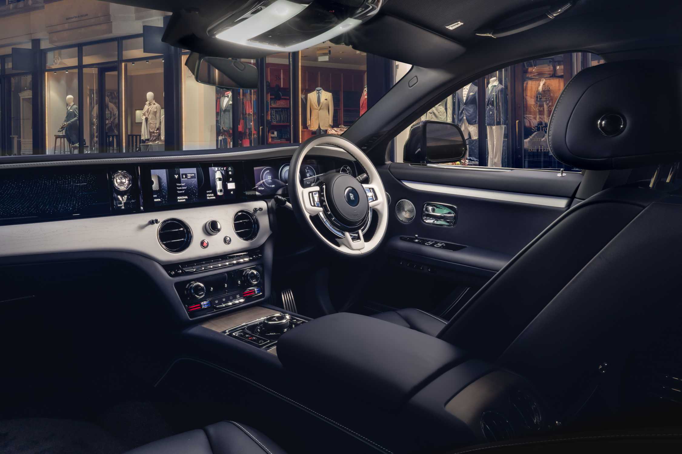 Rolls-Royce Ghost Savile Row sisätila