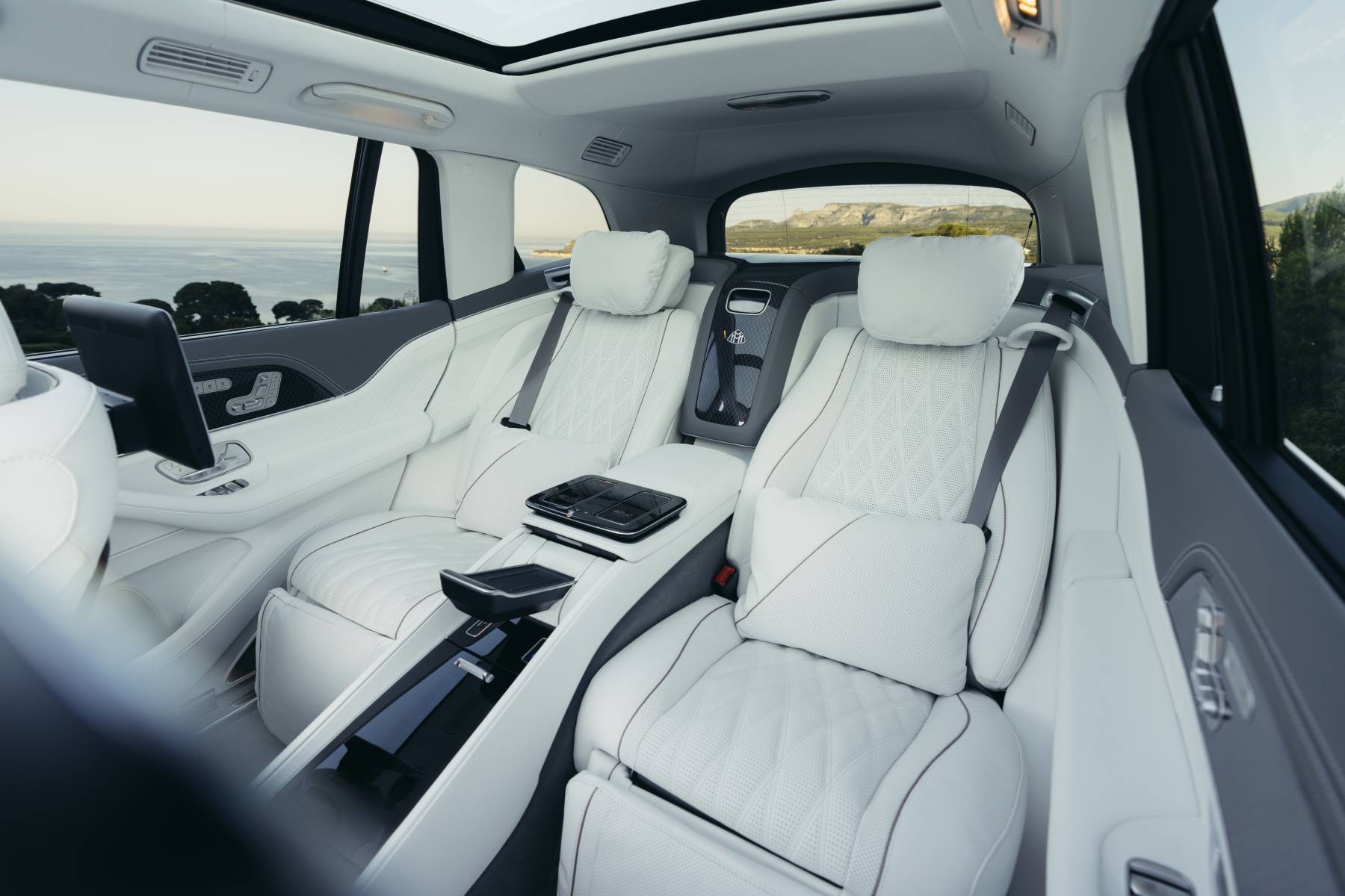Mercedes-Maybach GLS 680 sisätila