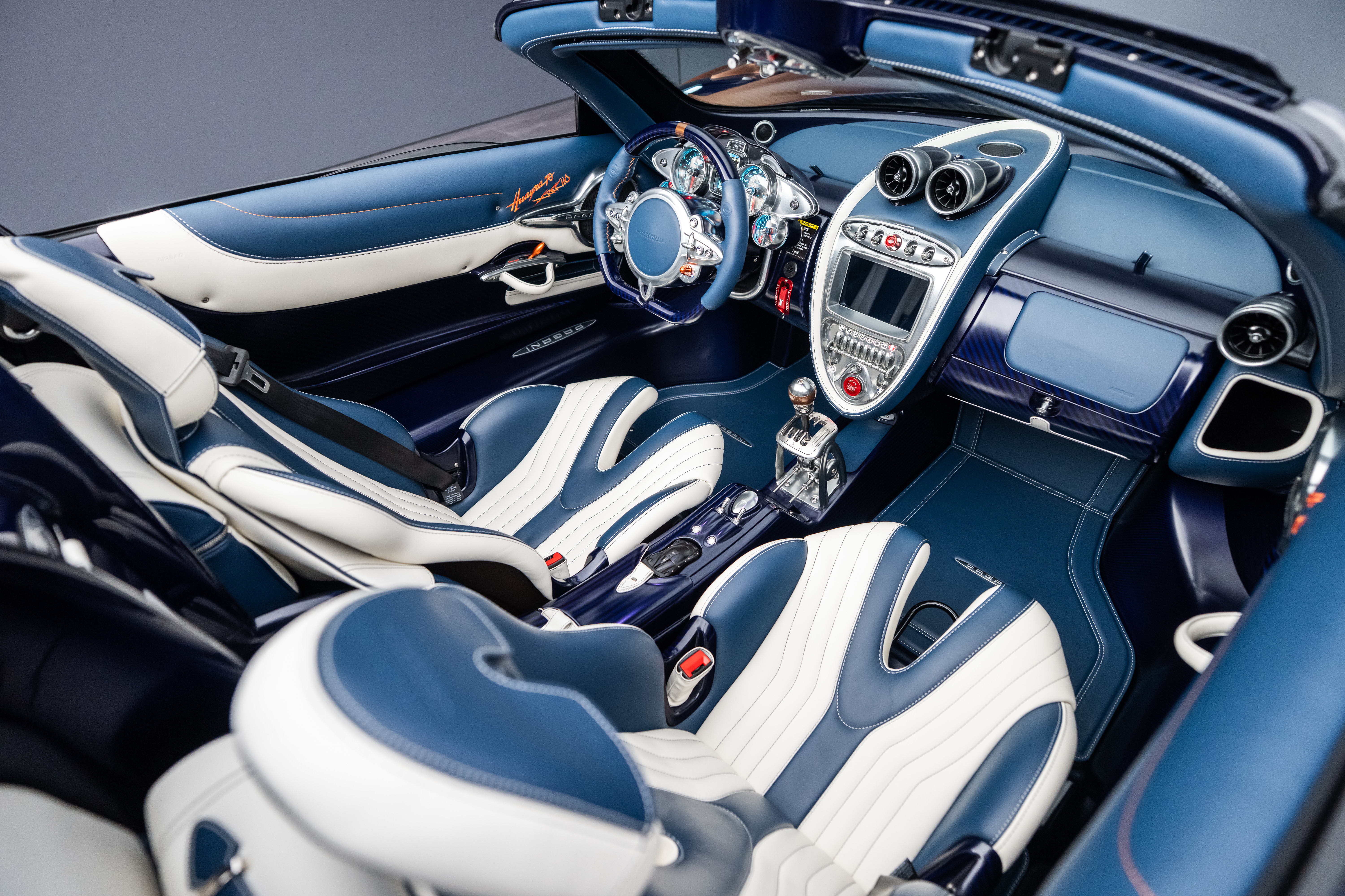 Pagani Huayra 70 Derecho sisätila