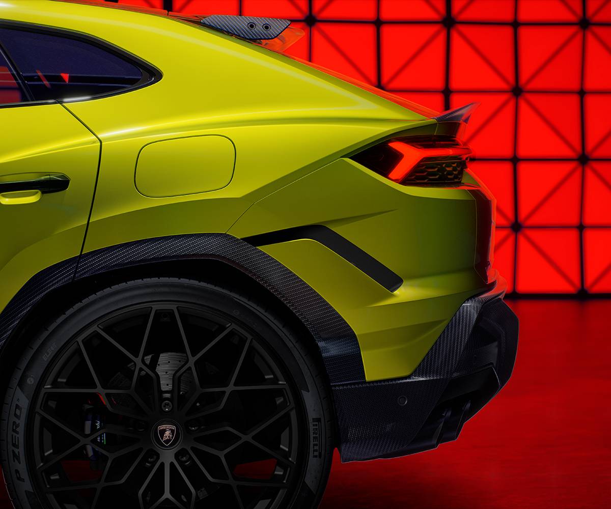 Lamborghini Urus SE Performante